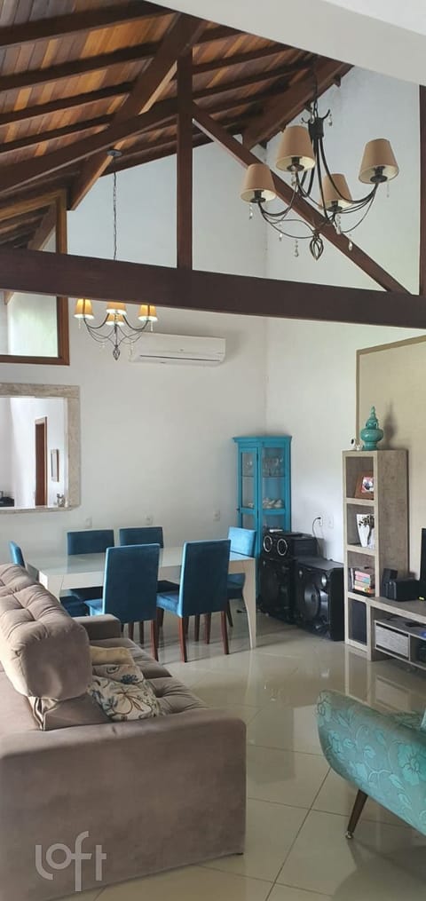 Image 21 - 249326